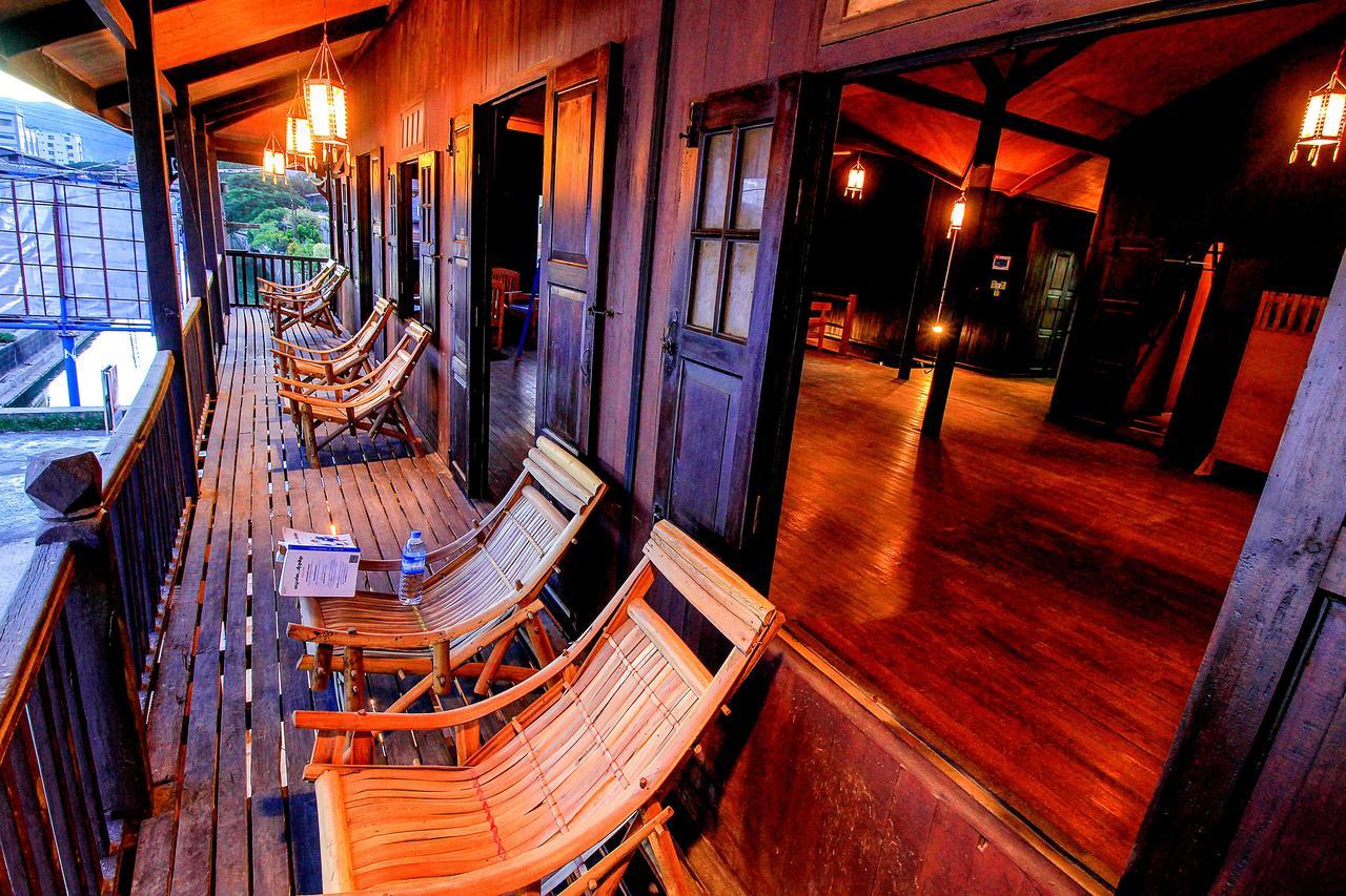 Hardwood Lodge ยองชเว ภายนอก รูปภาพ